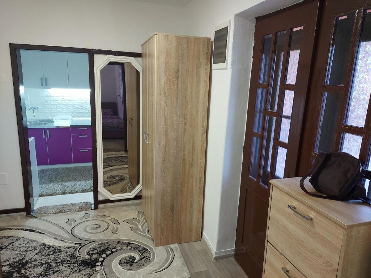 Lovely, Neat And Quite Apartment Dalia, Private Parking Sarajevo Exterior photo