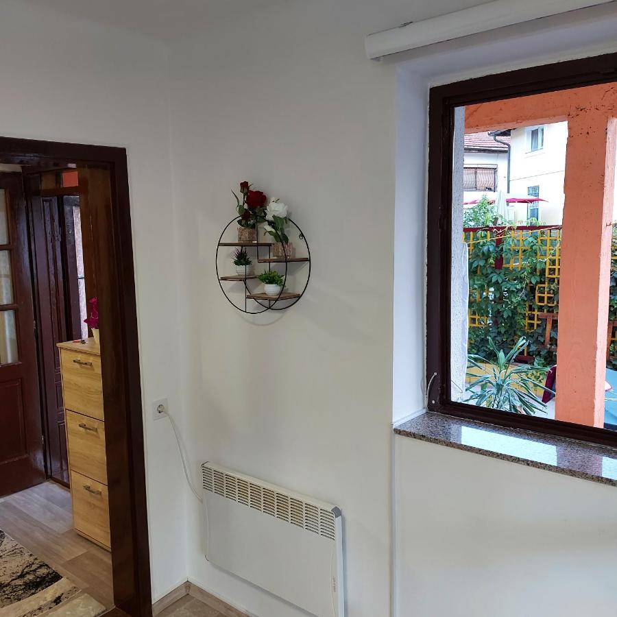 Lovely, Neat And Quite Apartment Dalia, Private Parking Sarajevo Exterior photo